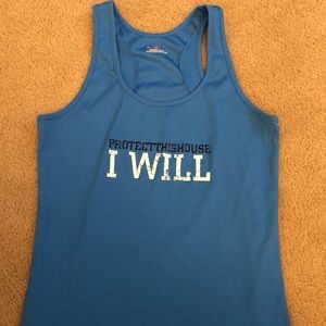 Women’s XL Under Armour Racer Back Tank, like new